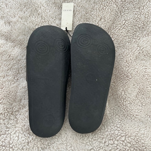 Gucci Pool Slides - Picture 2 of 3